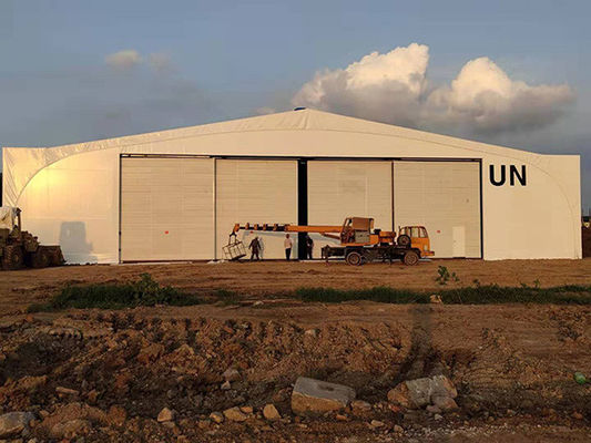 Hangar de structure en acier sur mesure pour une pression spécifique du vent et une charge de neige