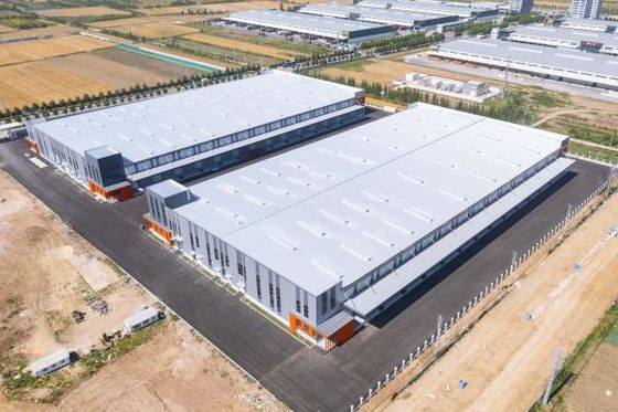 Bâtiment industriel abordable et durable avec structure en acier préfabriqué